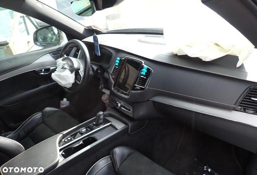 Volvo XC 90 B5 D AWD R-Design 7os - 15