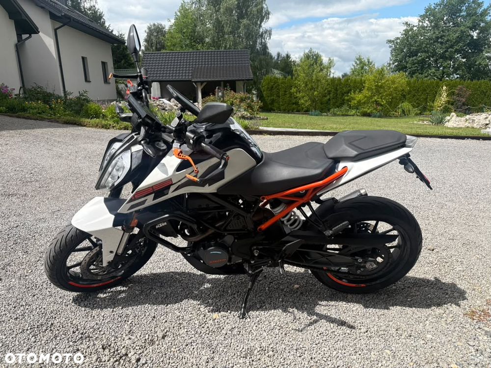 KTM Duke 125 - 4