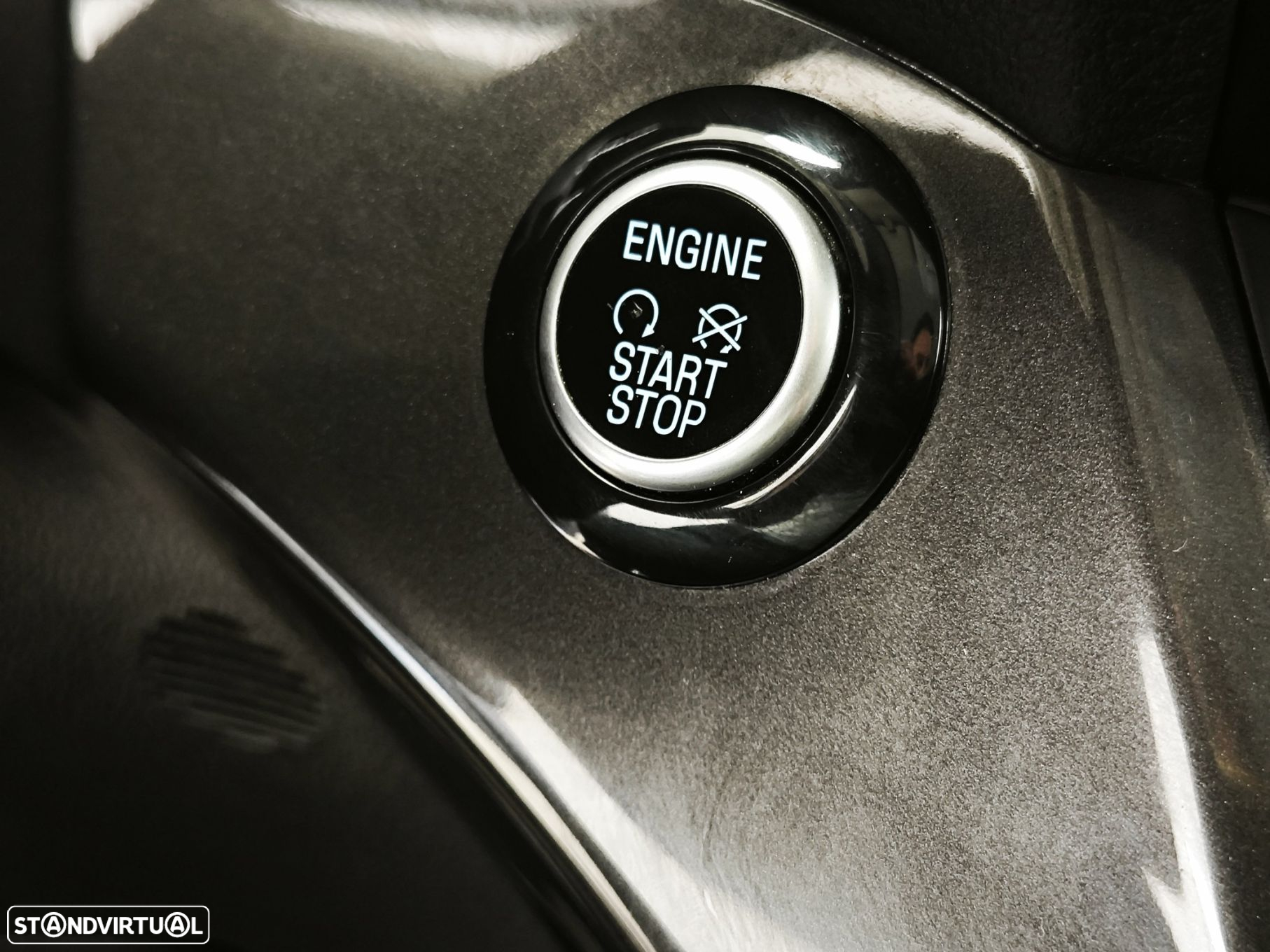 Ford C-Max 1.0 Ecoboost S&S Titanium - 38
