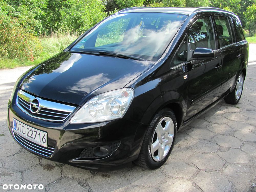 Opel Zafira - 16