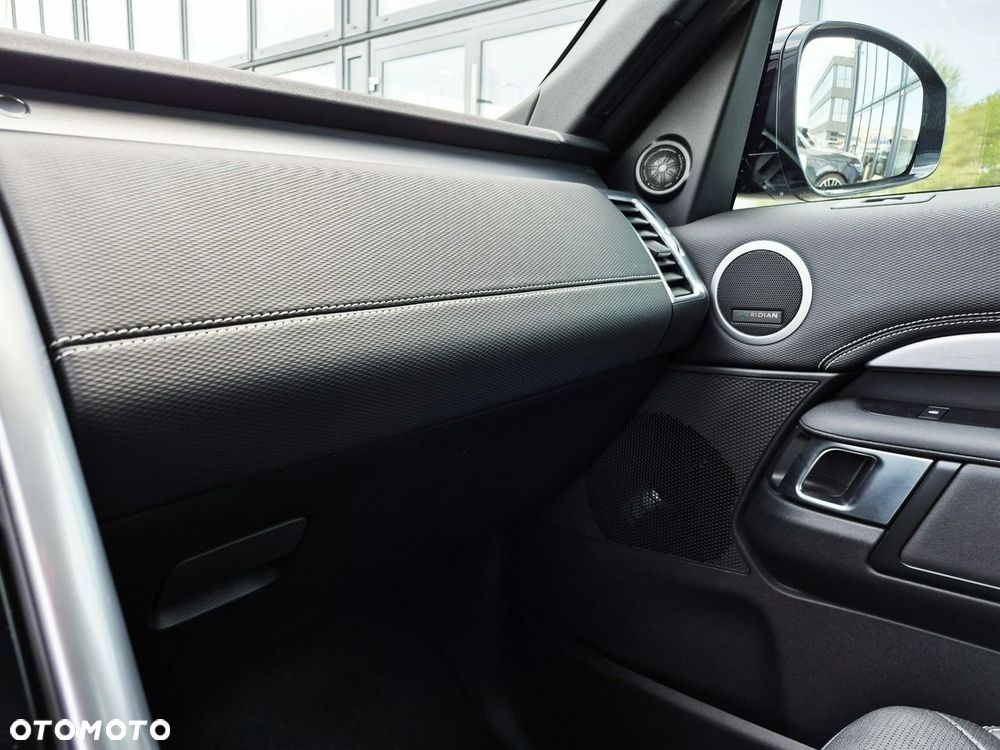 Land Rover Discovery 3.0 D250 mHEV Dynamic SE - 36