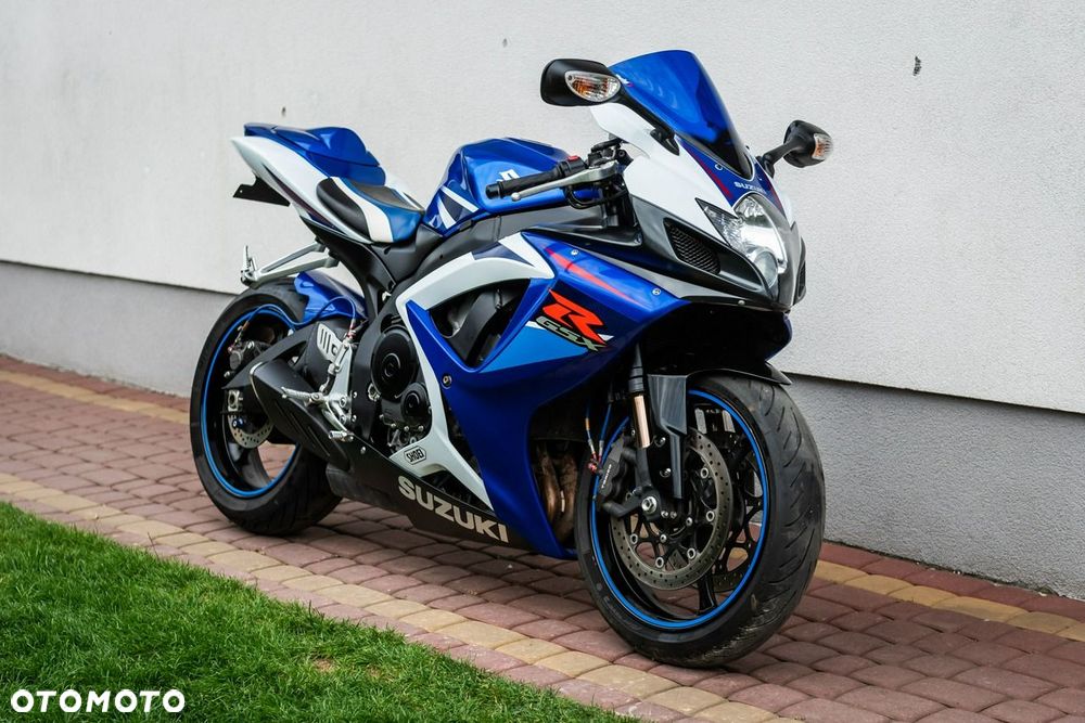 Suzuki GSX-R - 1