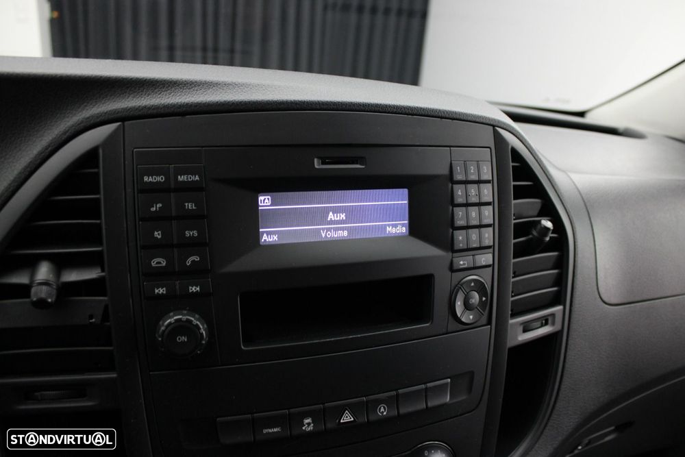 Mercedes-Benz VITO TOURER 116CDI AUTO - 17