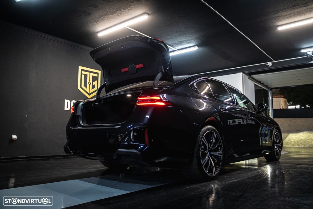 BMW i5 eDrive40 Pack Desportivo M Pro - 34