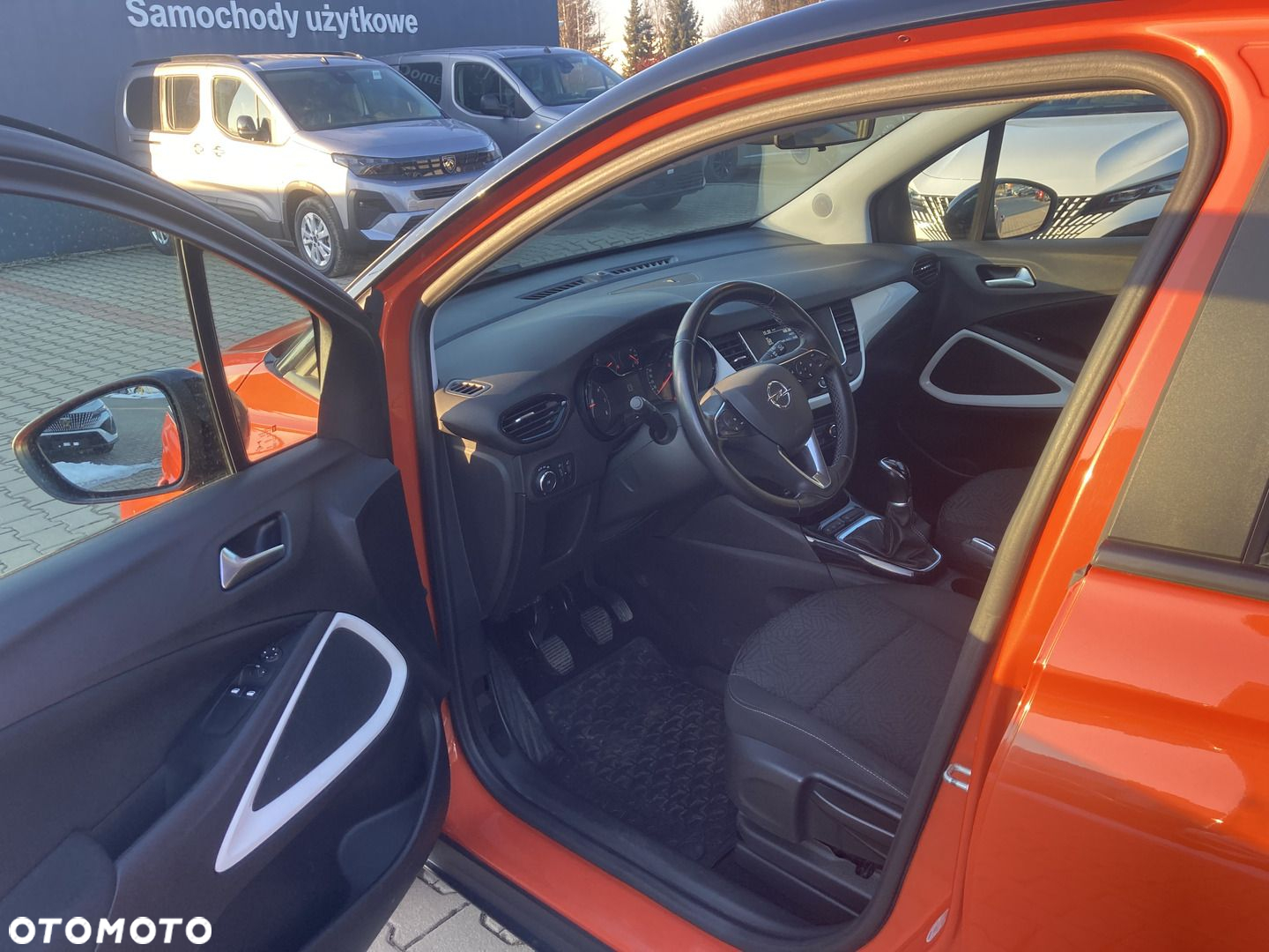 Opel Crossland X 1.2 Essentia - 9
