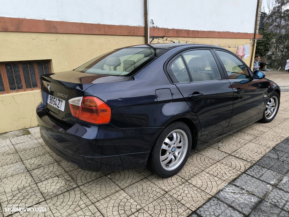 BMW 320 d - 3