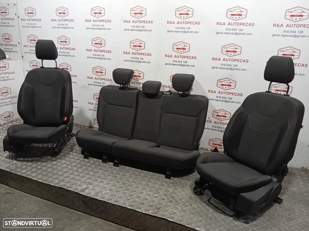 Conjunto de Bancos BMW Série 1 F20 LCI Sport em Tecido Original - 3