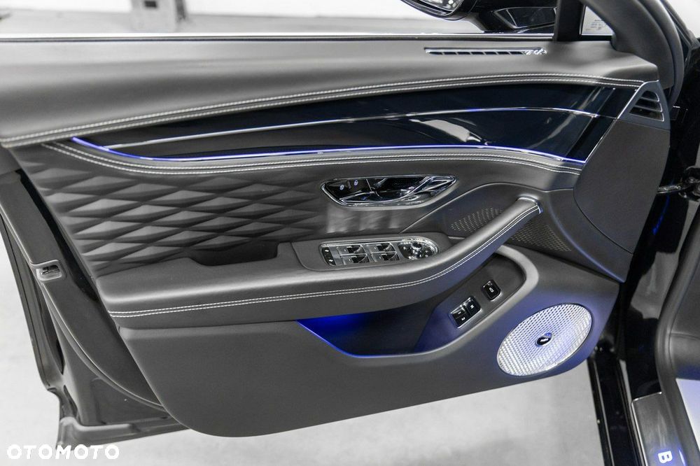 Bentley Flying Spur - 29