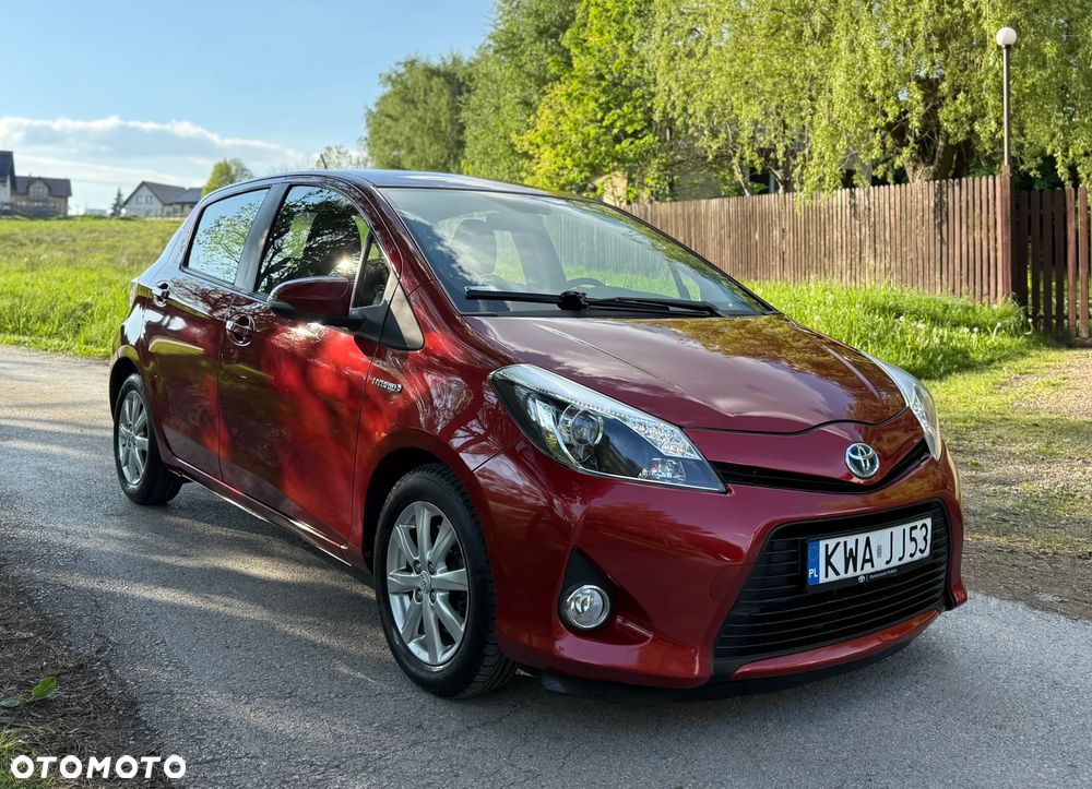 Toyota Yaris Hybrid 100 Premium EU6 - 4