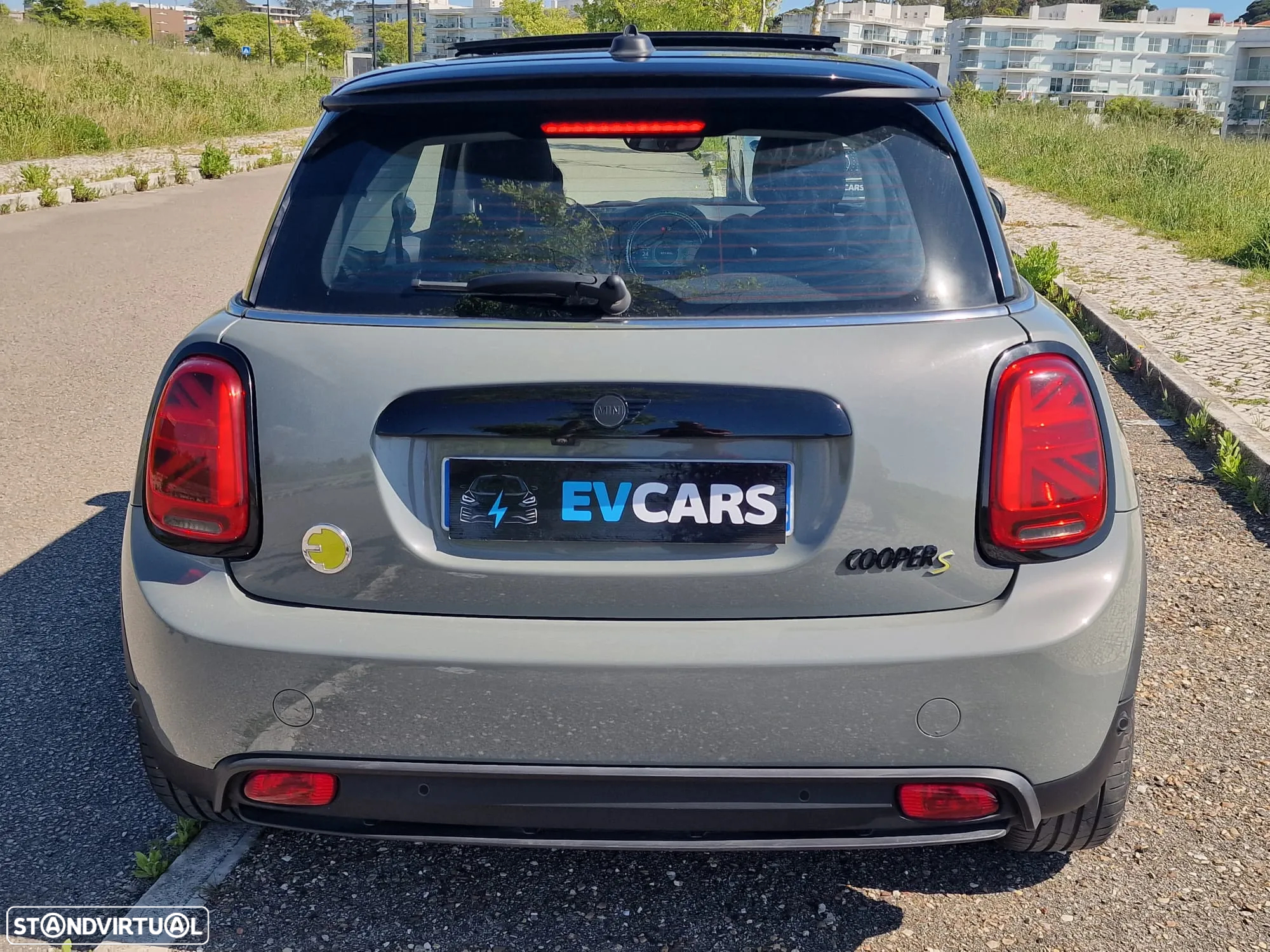 MINI 3 Portas Cooper SE Camden Edition - 16