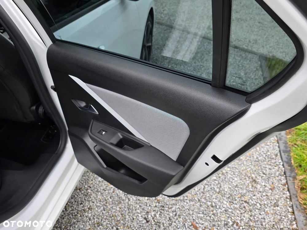 Opel Astra VI 1.6 T Plug-in Hybrid GSe - 16