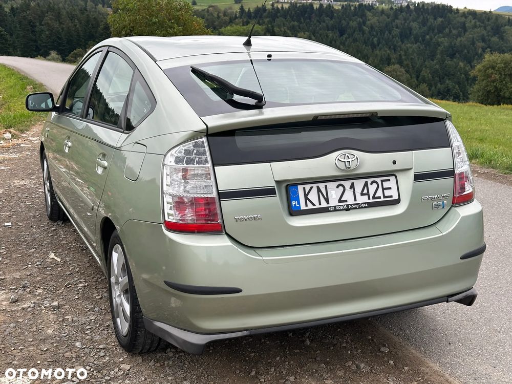 Toyota Prius 1.5 VVT-i Sol - 6