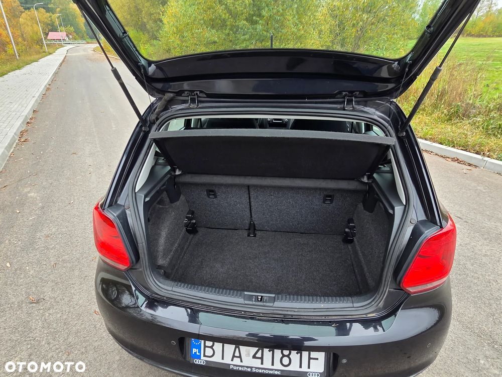 Volkswagen Polo - 12