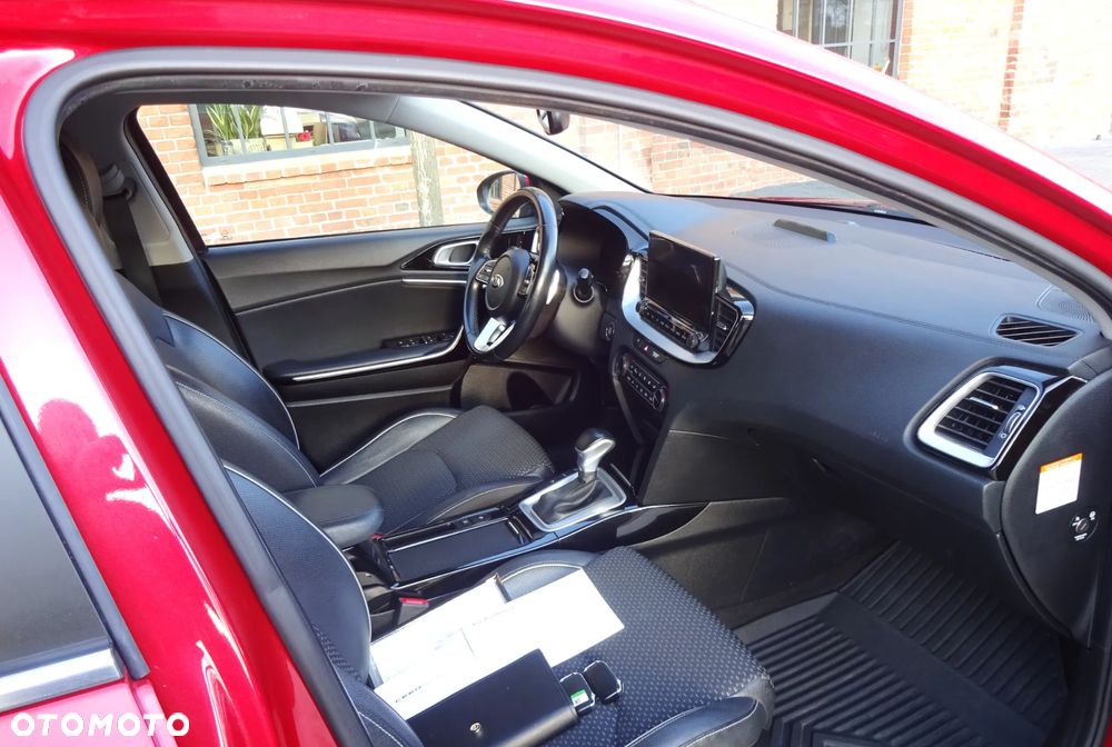 Kia XCeed 1.6 GDI DCT6 OPF Inspiration - 34