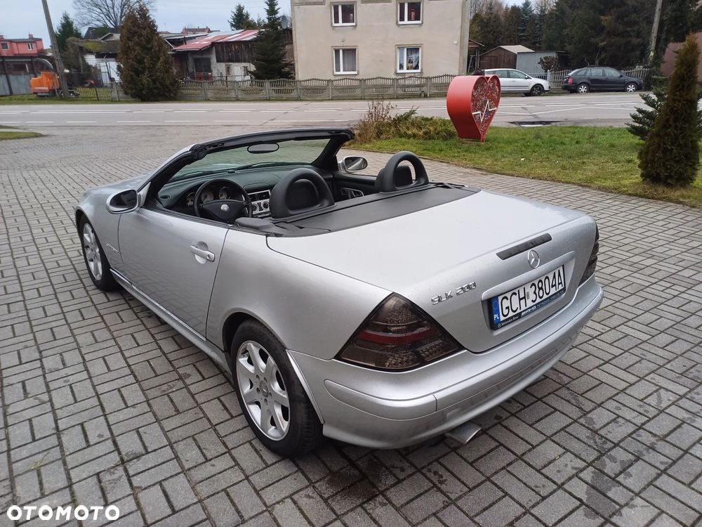 Mercedes-Benz SLK - 16