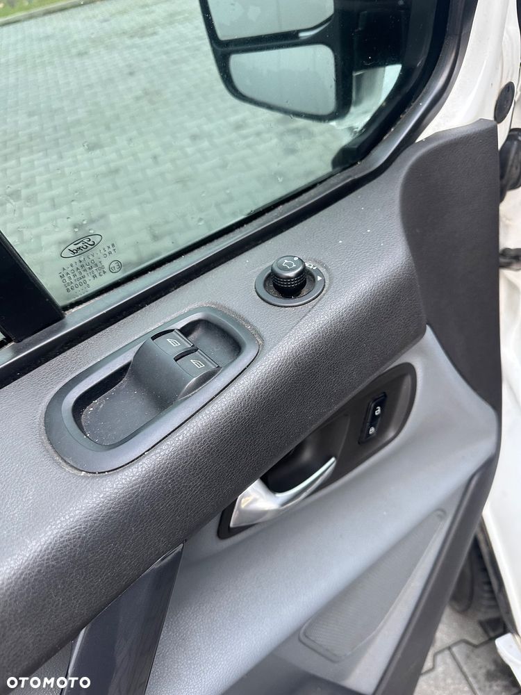 Ford Transit Custom - 21