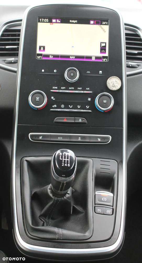 Renault Scenic ENERGY TCe 140 LIMITED - 24