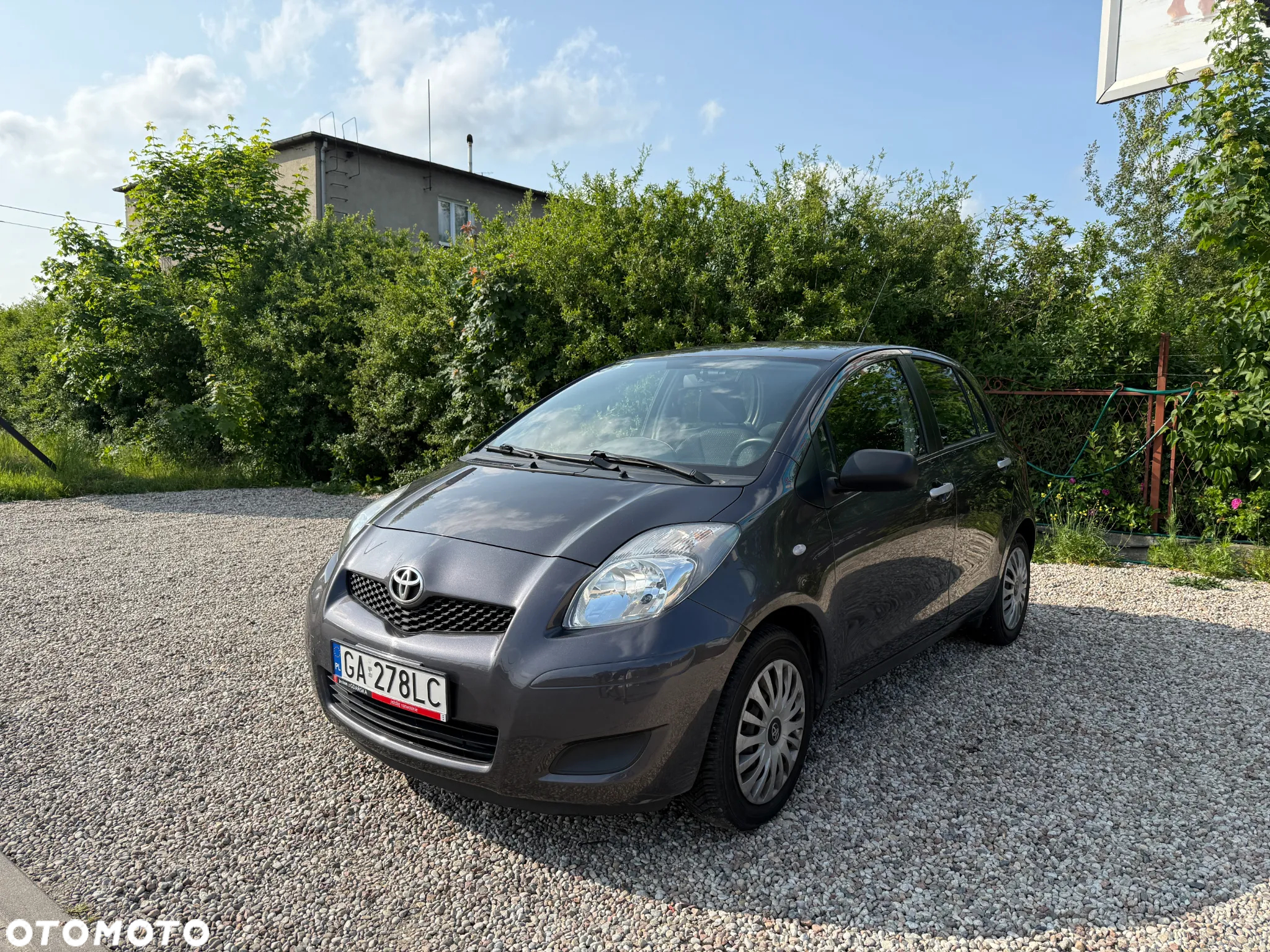 Toyota Yaris - 2