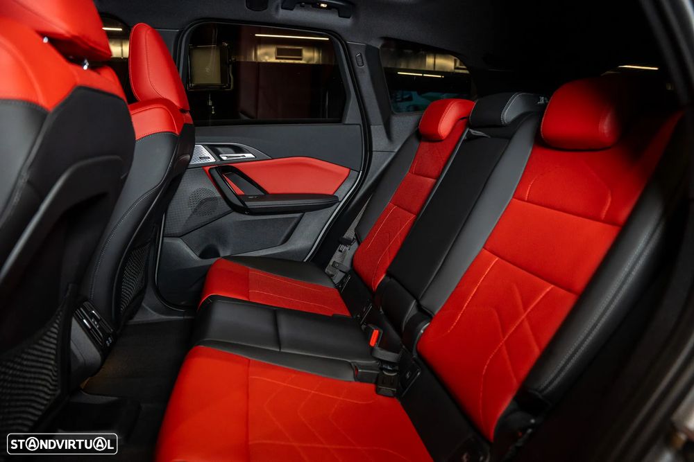 BMW iX1 xDrive30 xLine - 19