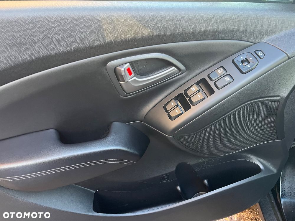 Hyundai ix35 1.7 CRDi Comfort 2WD - 19