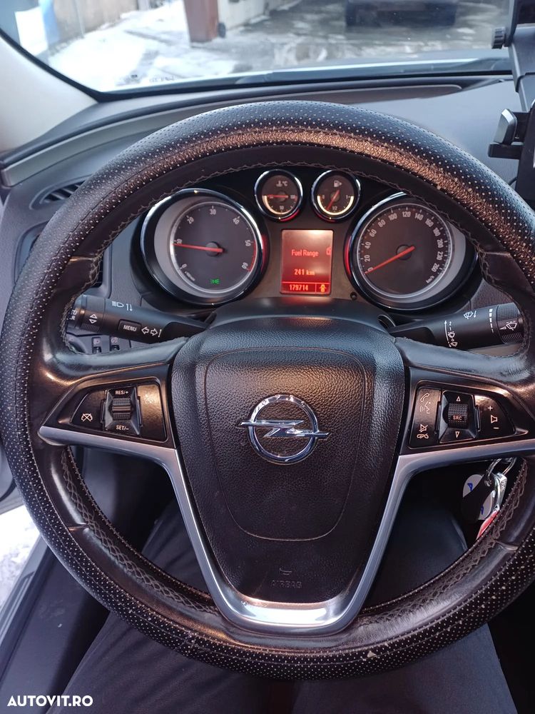 Opel Insignia 2.0 CDTI - 33