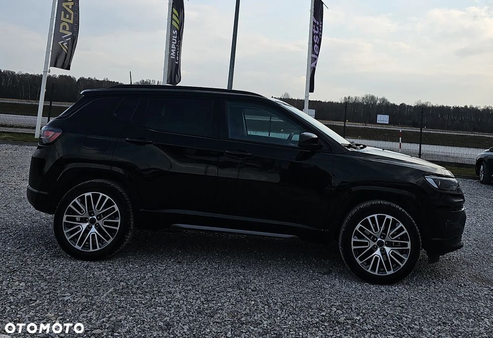 Jeep Compass - 4