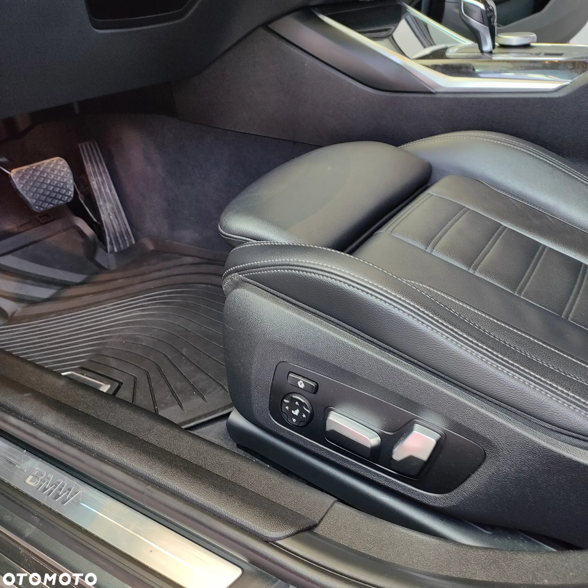 BMW Seria 3 320d Luxury Line - 15