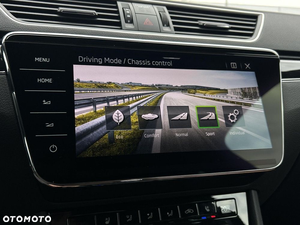 Skoda Superb 2.0 TDI SCR L&K DSG - 36