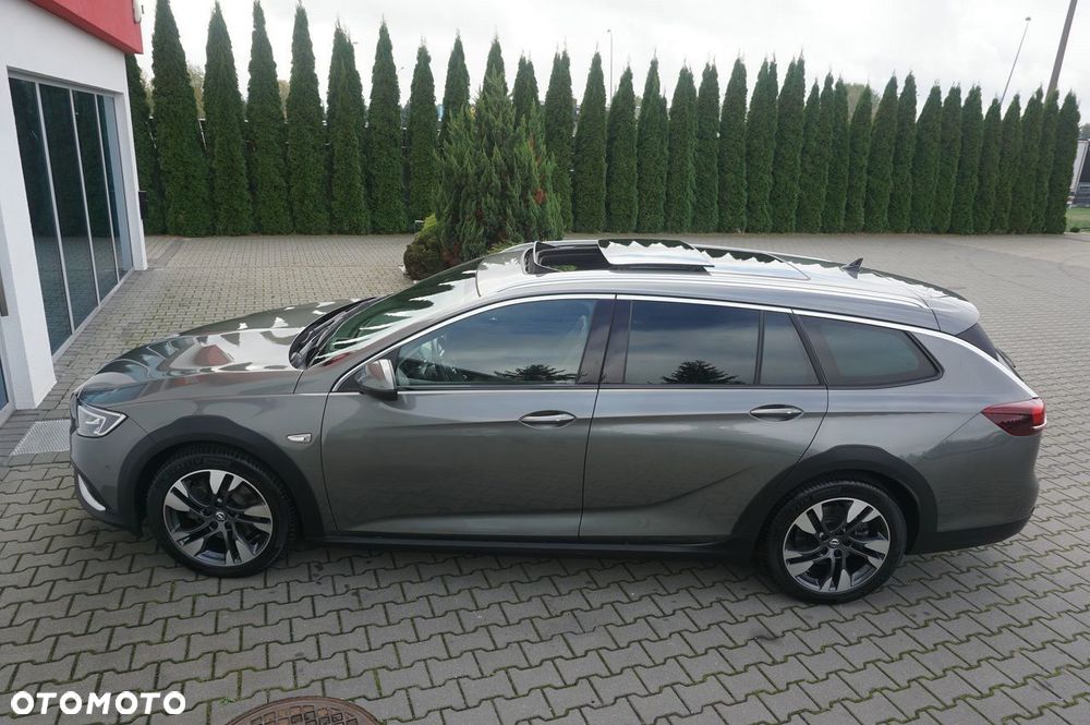 Opel Insignia Country Tourer 2.0 BiTrb D 4x4 Automatik Exclusive - 34