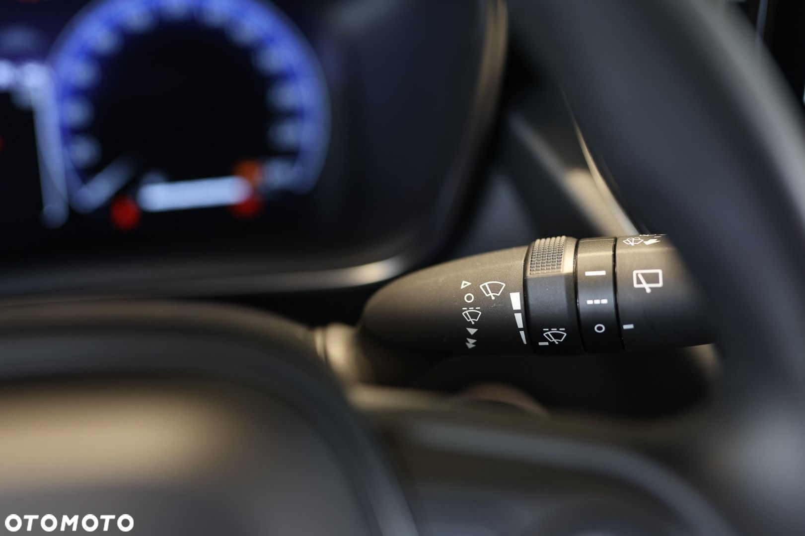 Toyota Corolla - 16