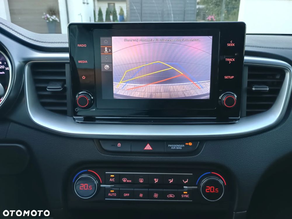 Kia Ceed 1.5 T-GDI M - 21