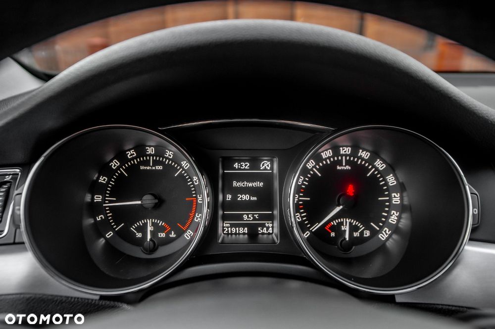 Skoda Superb 2.0 TDI Green tec 4x4 DSG L&K - 28