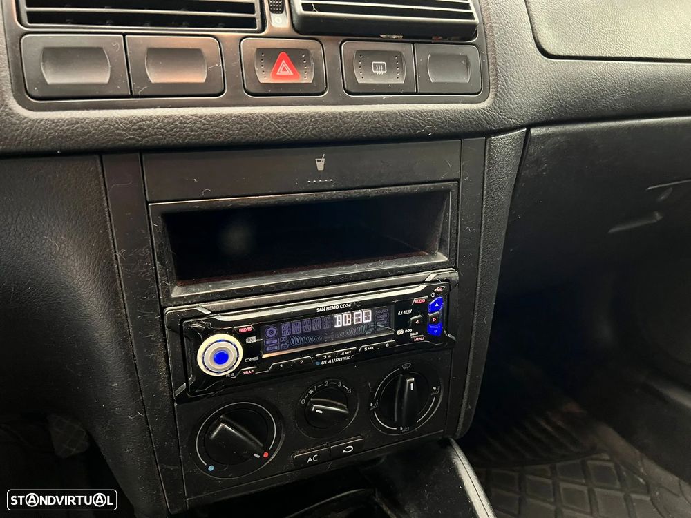 VW Golf Variant 1.9 TDi Confortline - 6