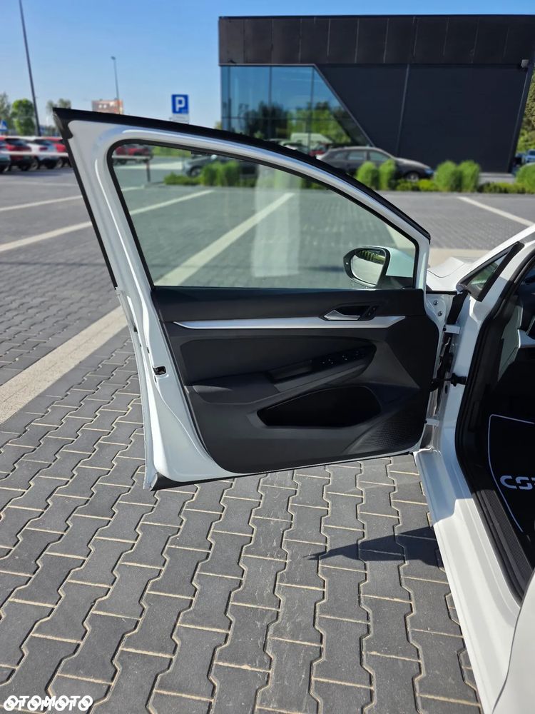 Volkswagen Golf 1.0 TSI BMT Comfortline - 13