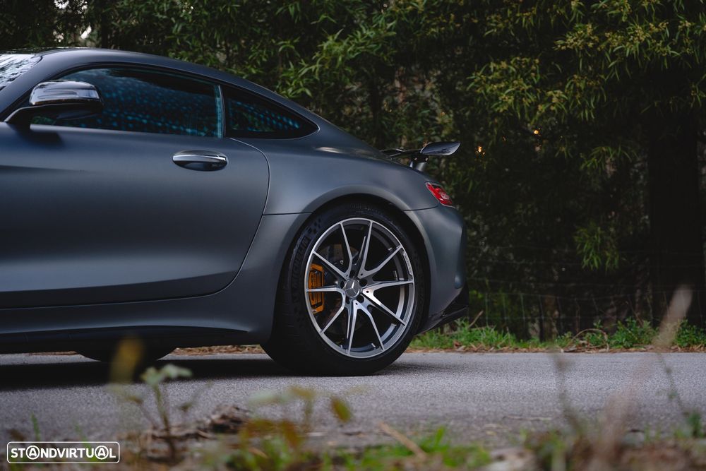 Mercedes-Benz AMG GT R - 15