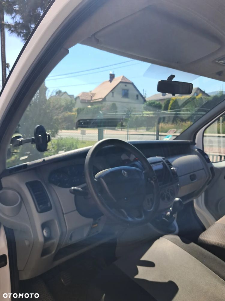 Renault Trafic - 9