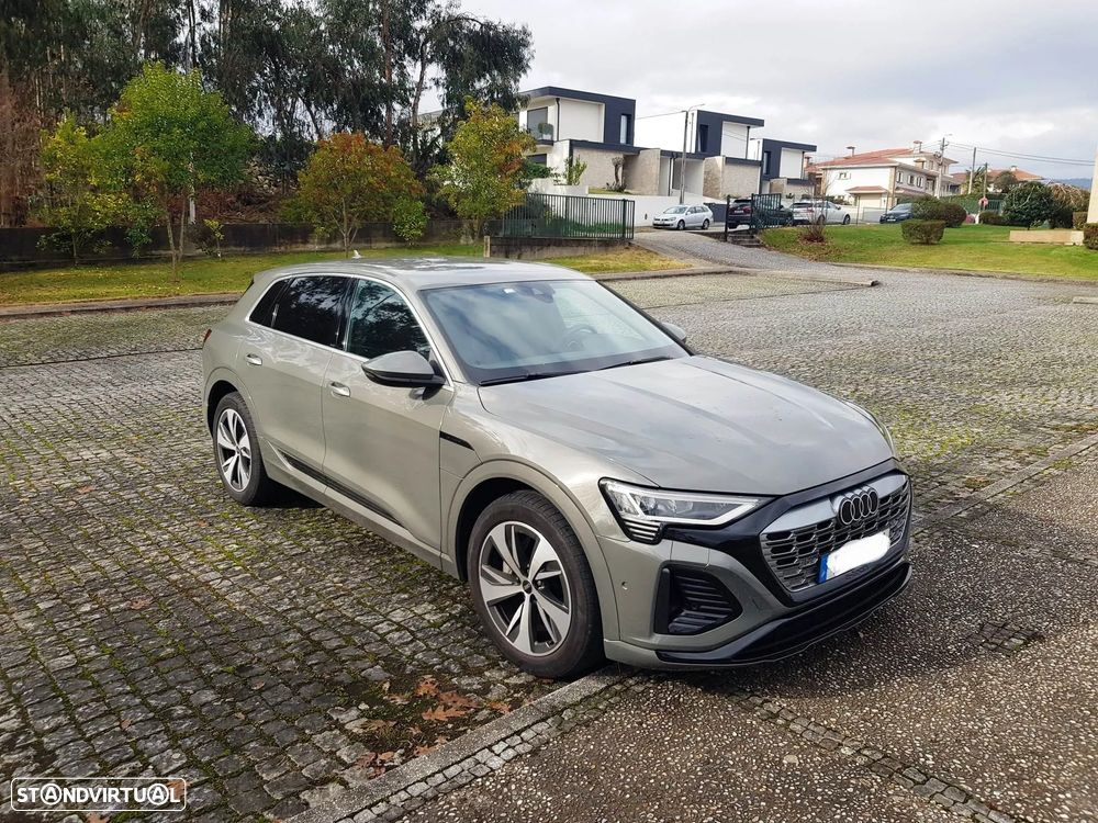 Audi Q8 e-Tron 50 quattro S line - 4