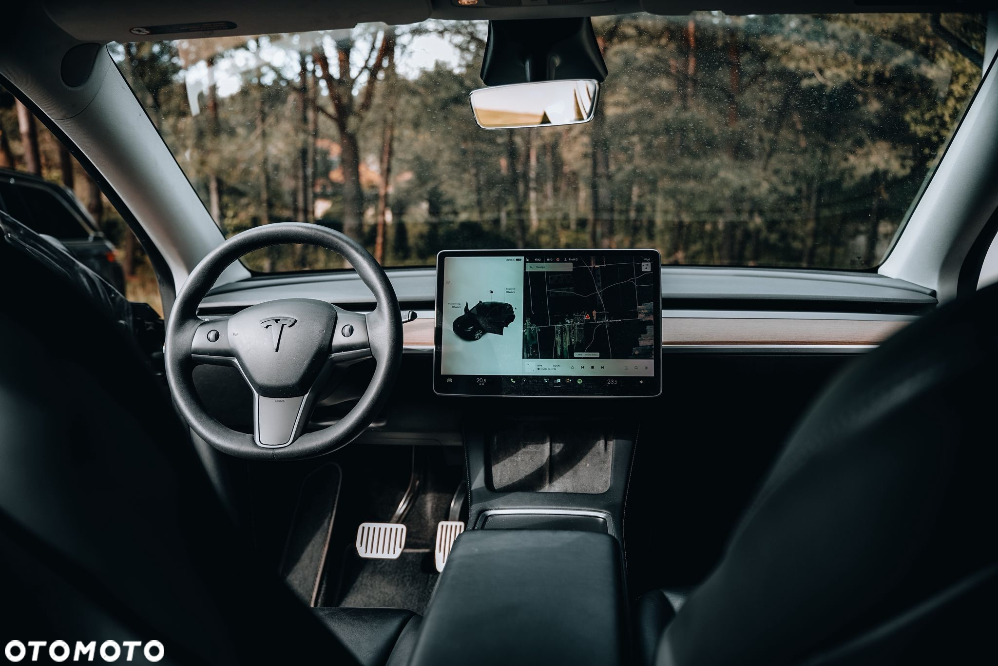 Tesla Y Model Long Range Dual Motor AWD - 24