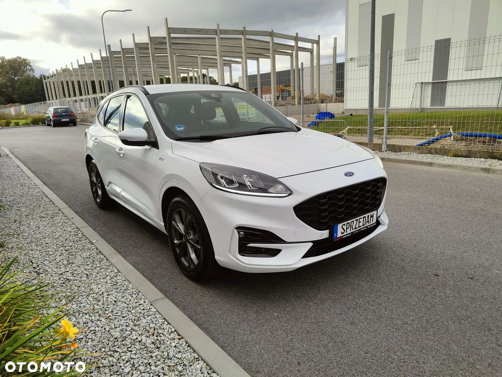 Ford Kuga 1.5 EcoBoost ST-LINE X - 2