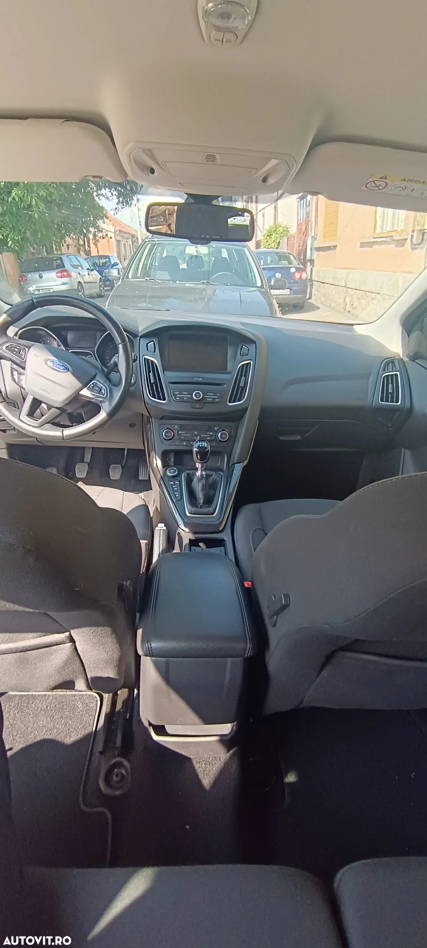 Ford Focus 1.0 EcoBoost Start-Stopp-System TITANIUM - 5