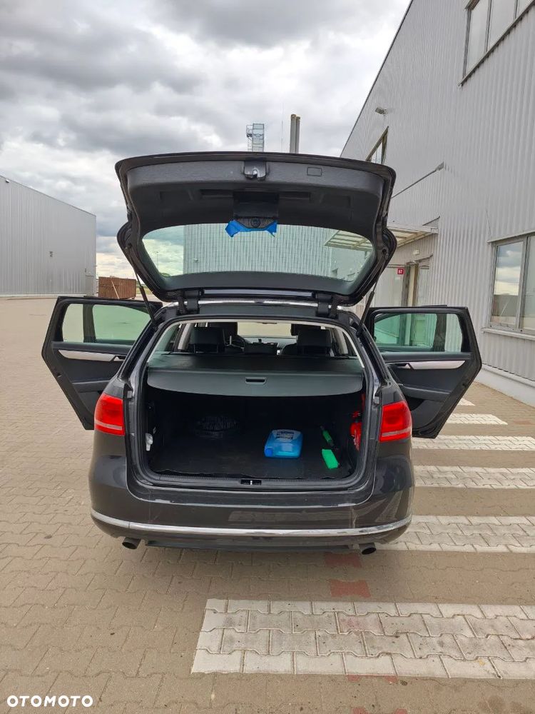 Volkswagen Passat 2.0 TDI 4Mot Highline DSG - 6
