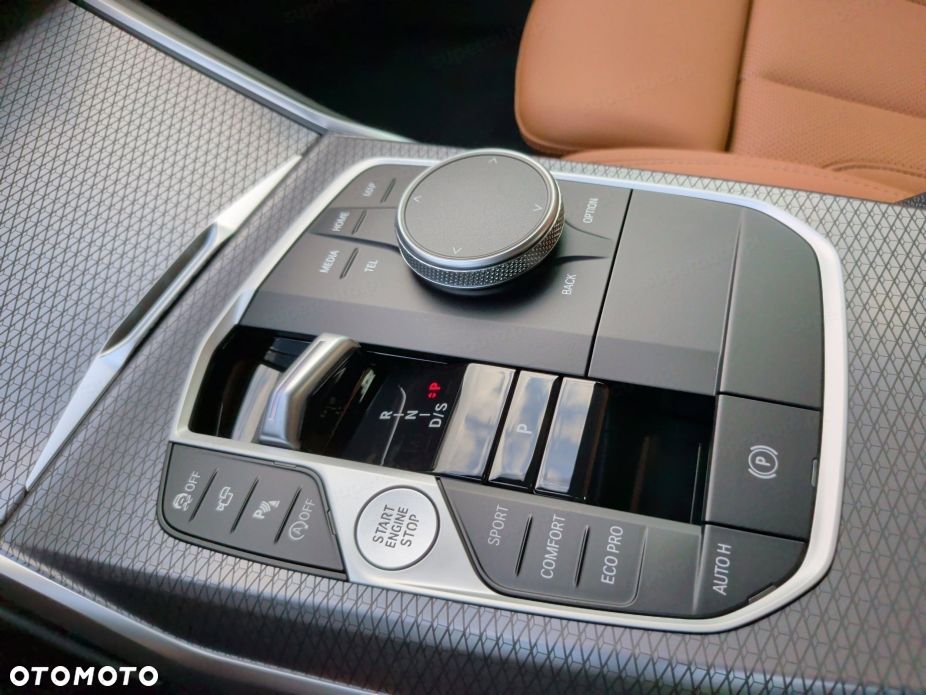 BMW Seria 3 - 16