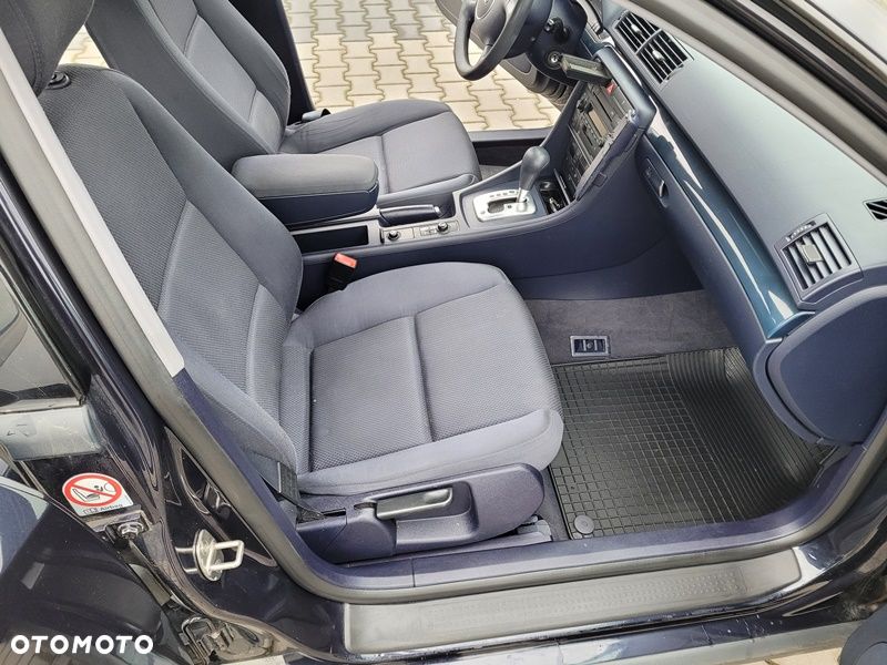 Audi A4 Avant 2.0 Multitronic - 23