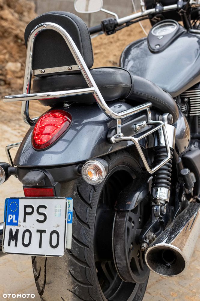 Triumph Thunderbird - 18