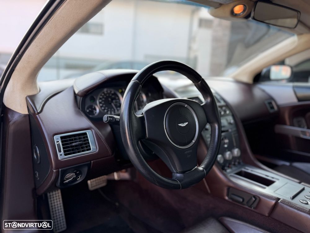 Aston Martin DB9 Coupe Touchtronic - 18