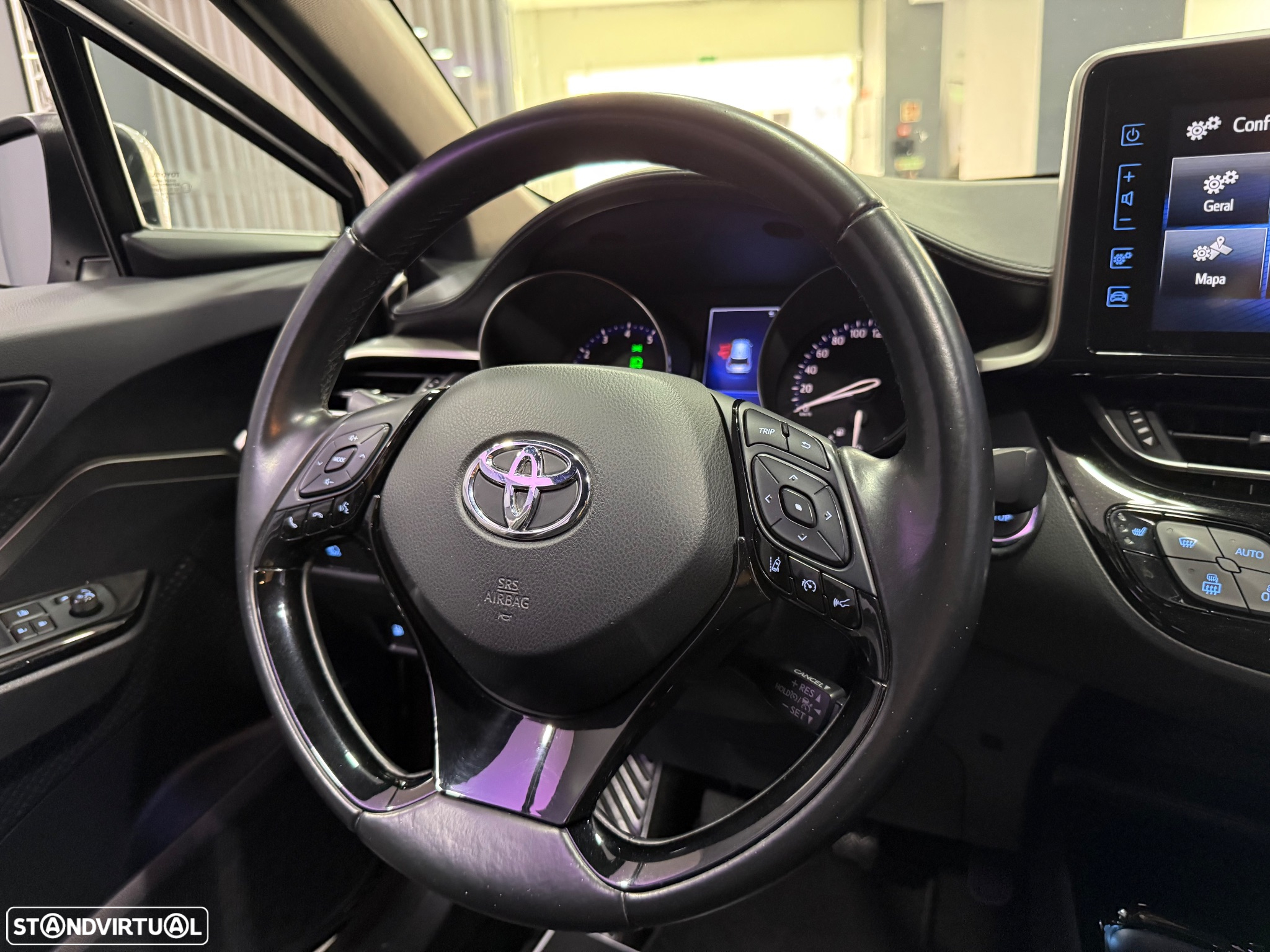 Toyota C-HR 1.2T Comfort+P.Style - 28