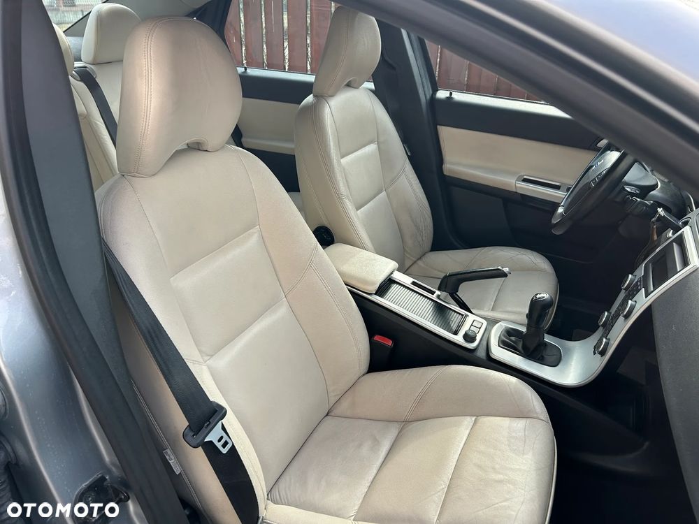 Volvo S40 - 6