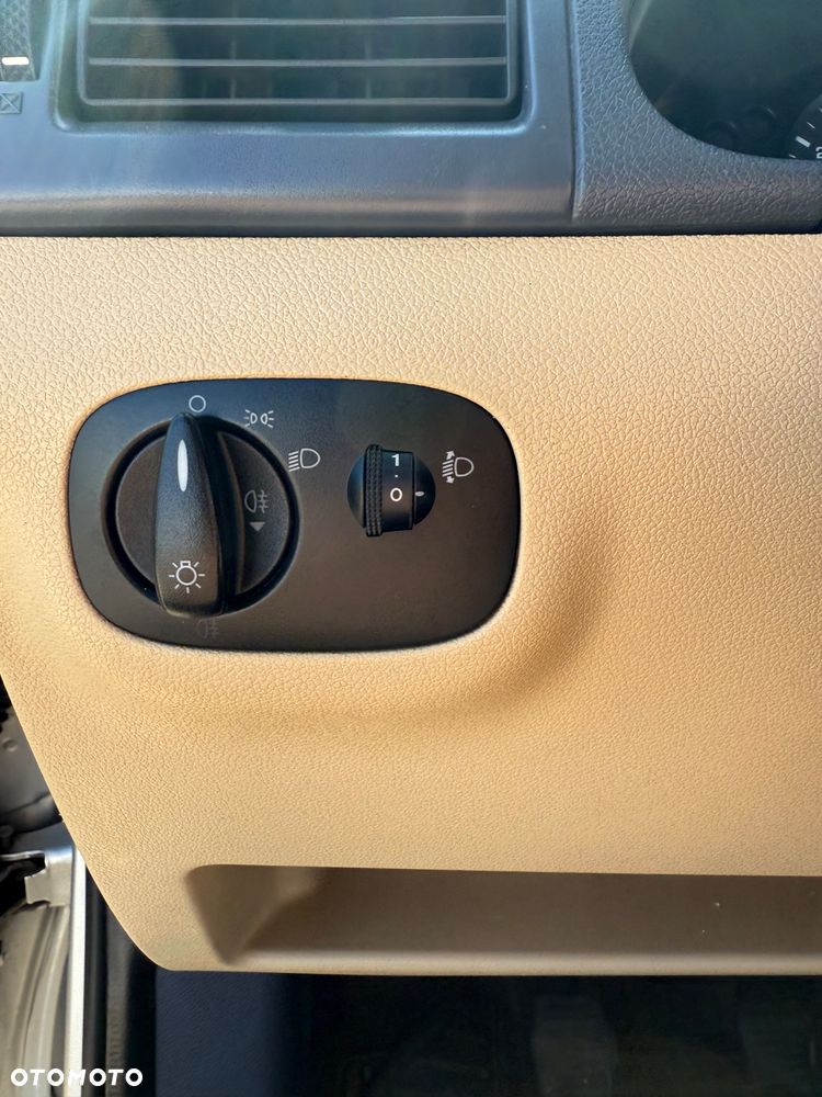 Ford Tourneo Connect - 23