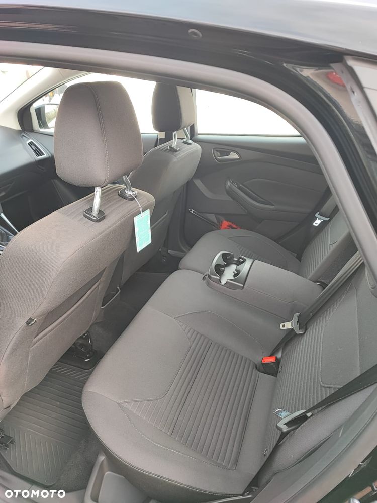 Ford Focus 1.5 EcoBoost Titanium ASS - 10