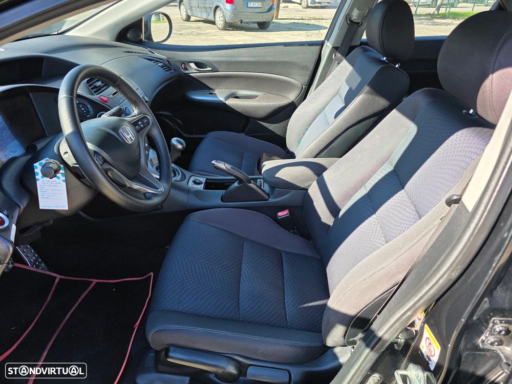 Honda Civic 1.4 i-VTEC Comfort - 11